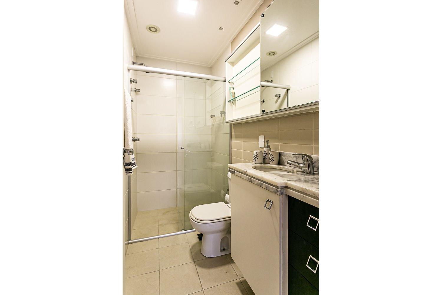 Bem equipado em localização privilegiada #CA10 — 4-Star Luxury Hotel in Florianopolis, Brasil