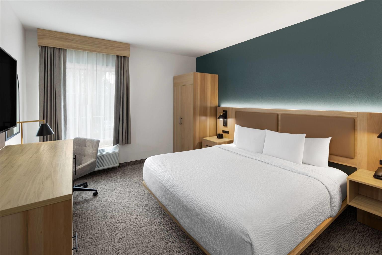 La Quinta Inn & Suites by Wyndham Lexington South Hamburg - photo 39