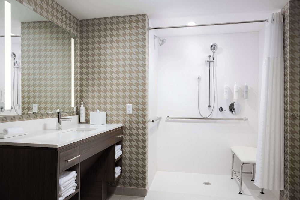 Home2 Suites by Hilton Boston Franklin - photo 18