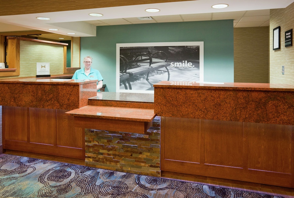 Hampton Inn Duluth Canal Park - photo 10