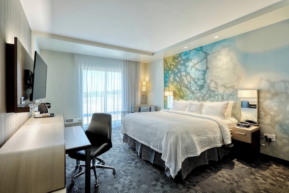 Courtyard by Marriott North Brunswick - photo 13