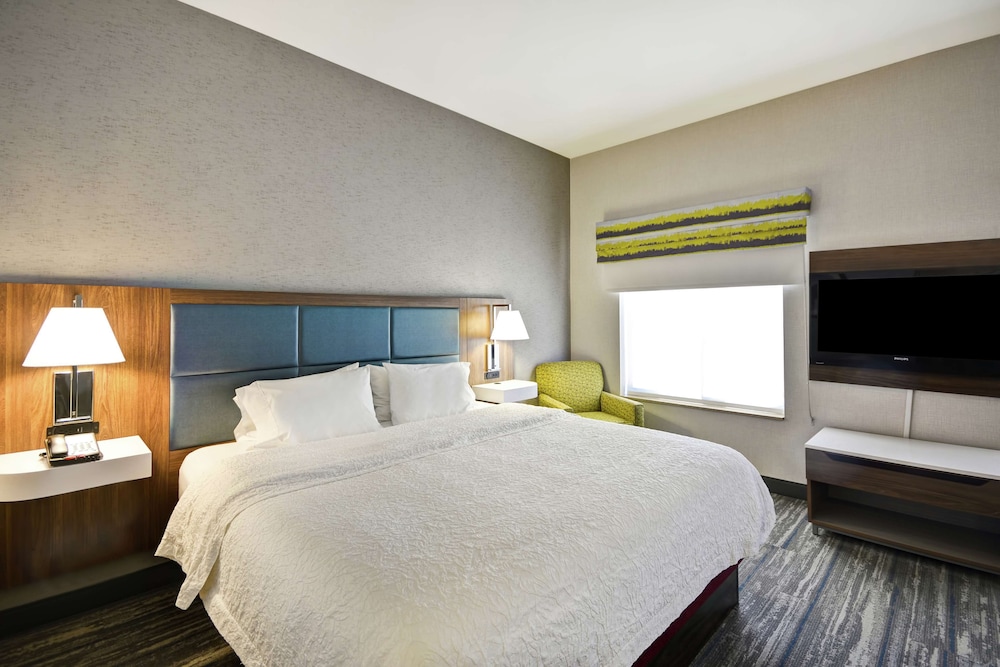 Hampton Inn & Suites Yuma - photo 18