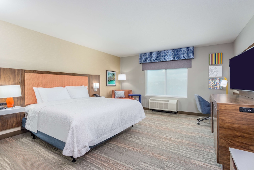 Hampton Inn by Hilton Bedford - photo 7