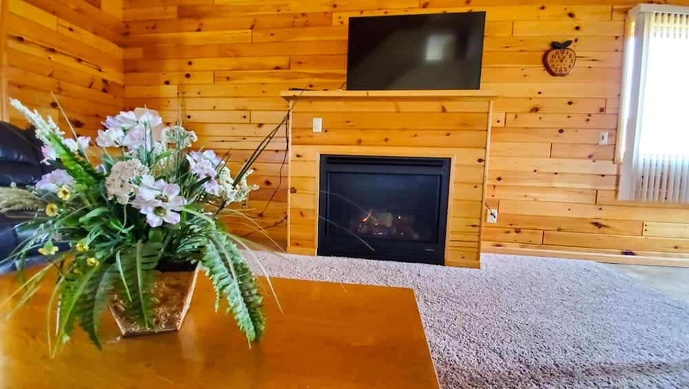 Jasper Ridge Inn Ishpeming - photo 79