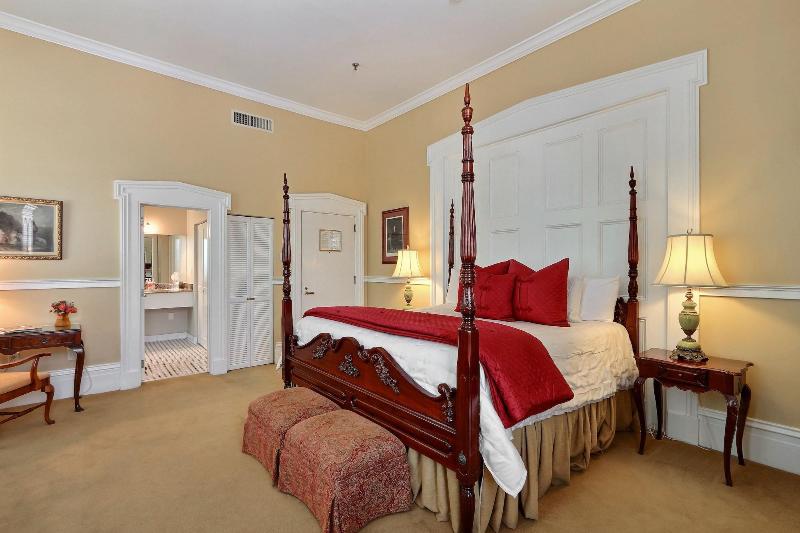 The Presidents Quarters Inn - photo 187