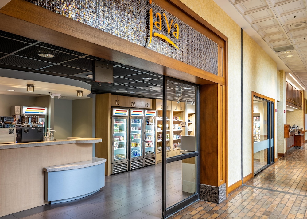 Hilton DFW Lakes Executive Conference Center - photo 41