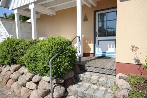 Haus Alex Erdgeschoss — 4-Star Luxury Hotel in Wustrow, Germany