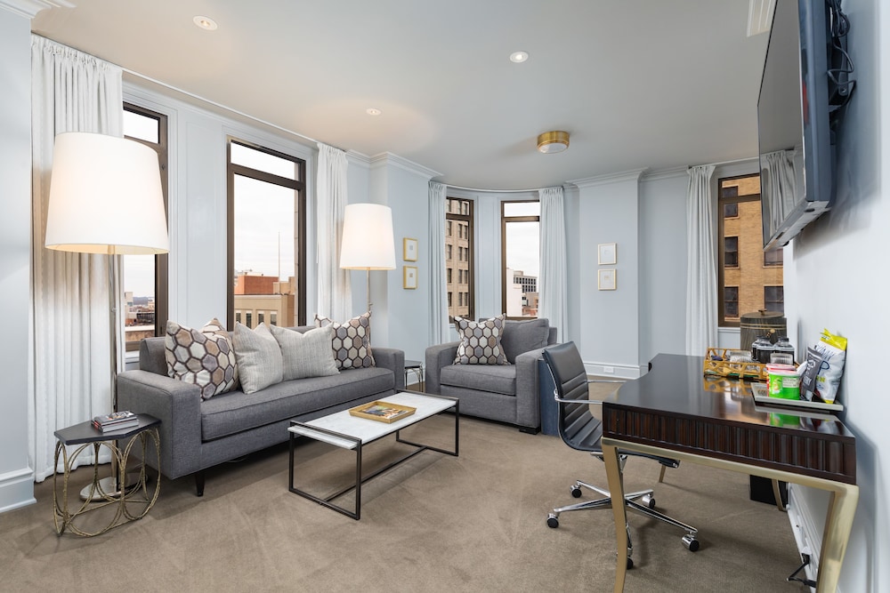 John Hand Club Hotel in Birmingham, United States