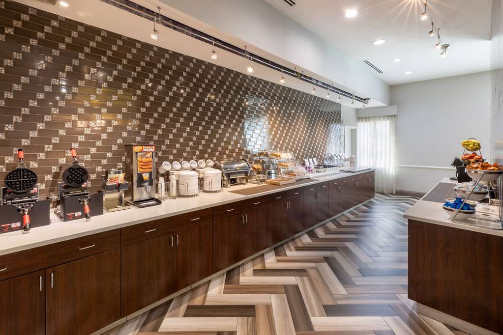 La Quinta Inn & Suites by Wyndham Houston NW Beltway8 WestRD - photo 31