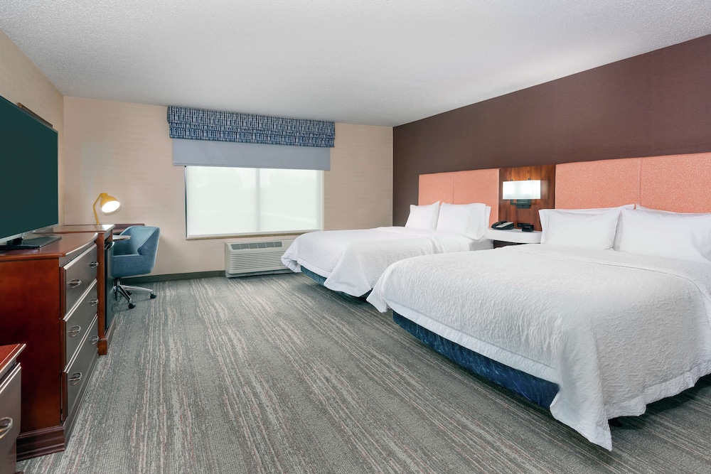 Hampton Inn Springfield South Enfield - photo 14