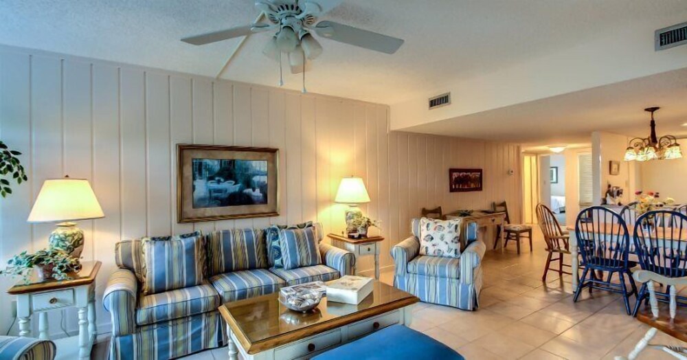 2034 Beachwood in Fernandina Beach, United States