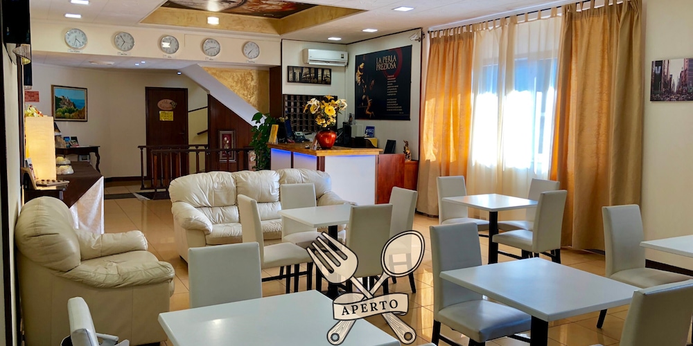 La Perla Preziosa in Grottammare, Italy