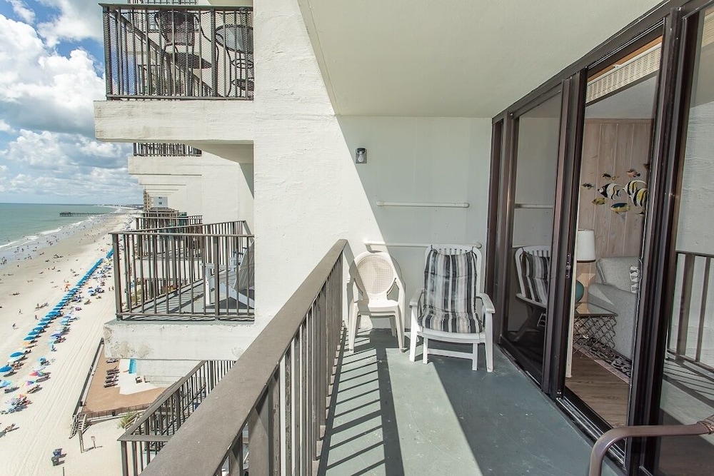 Royal Garden Resort 1406 2 Bedroom Condo by RedAwning - photo 15