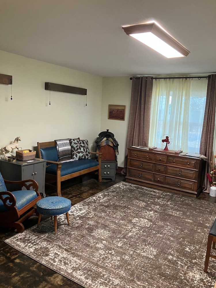 Prairie Rose Inn - photo 6