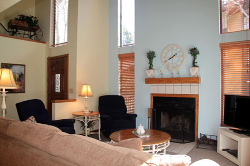 Quality Hill Resort - photo 22