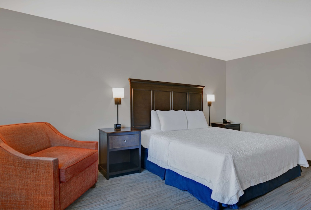 Hampton Inn Bath - photo 14