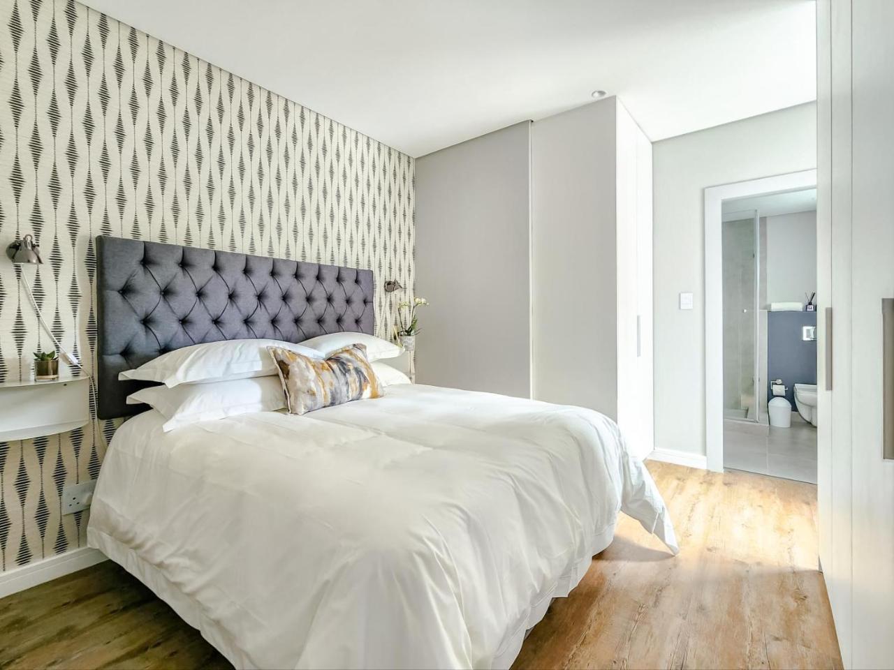 Albany Sea Point Accommodation