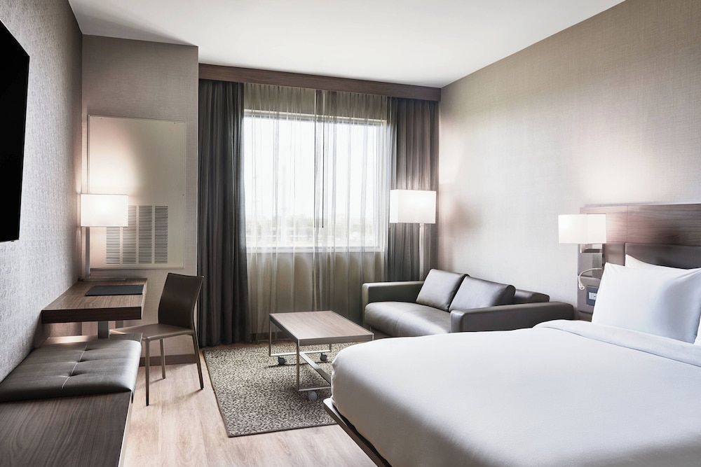 AC Hotel by Marriott Miami Airport West Doral - photo 18