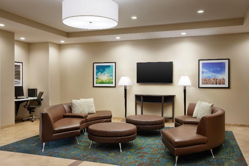 Candlewood Suites Valdosta - photo 6