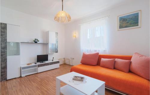 Two Bedroom Apartment In Supetar — Supetar — photo 2