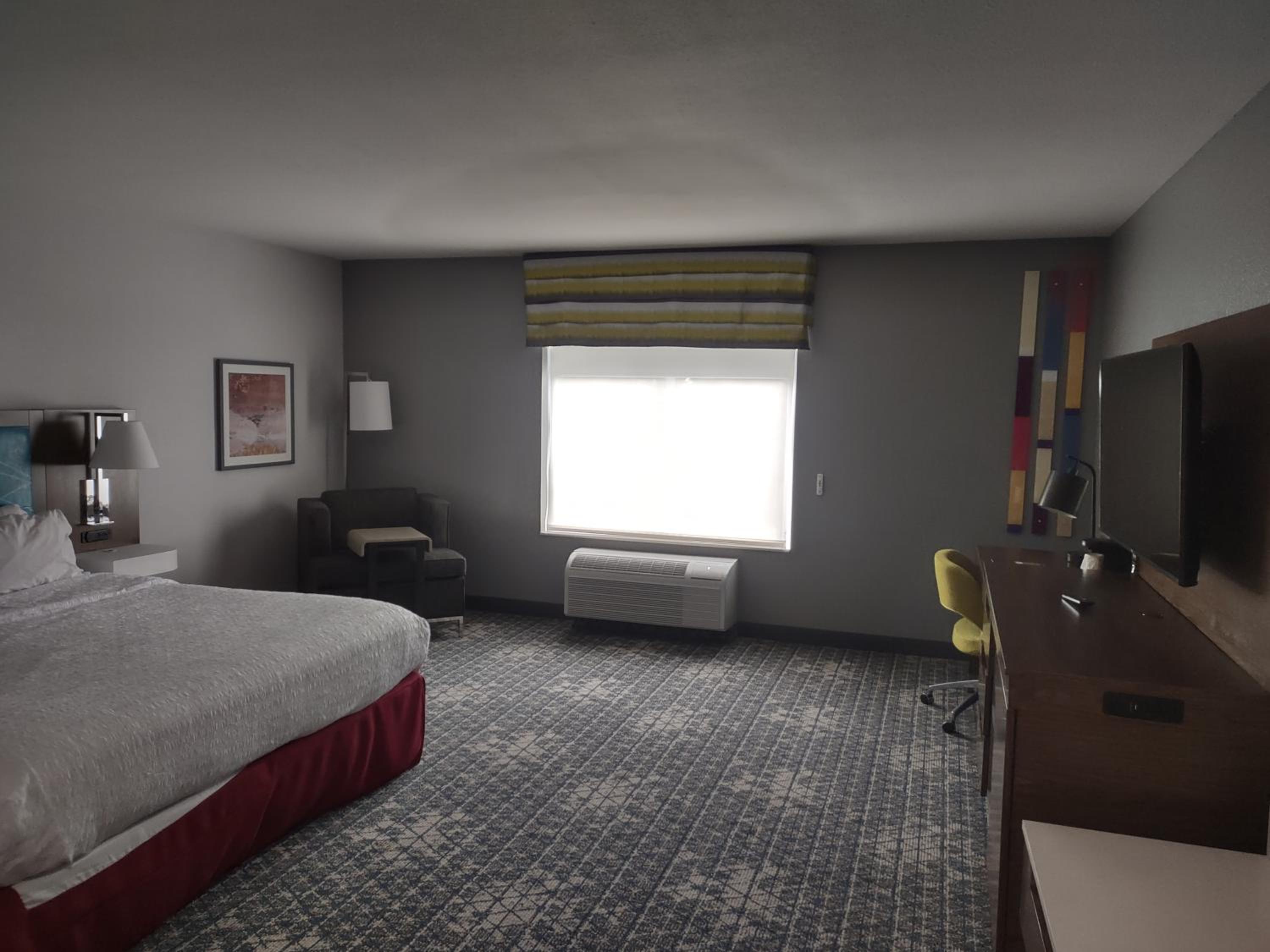 Hampton Inn & Suites Pittsburgh New Stanton - photo 4