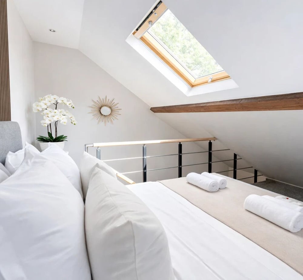 5497 Charmant duplex Trocad ro and Eiffel Tower — 4-Star Luxury Hotel in Paris, France