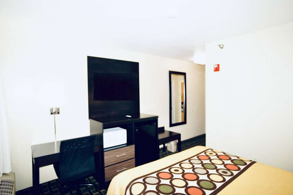 Super 8 by Wyndham Crossville TN - photo 24