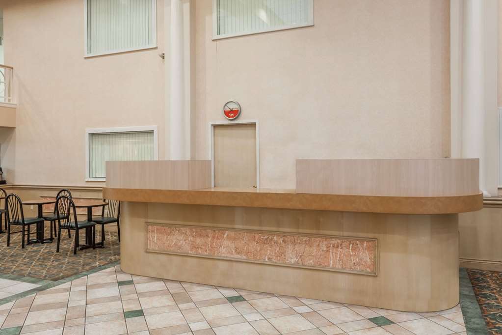Ramada Hotel Conference Center By Wyndham Hammond — Hammond