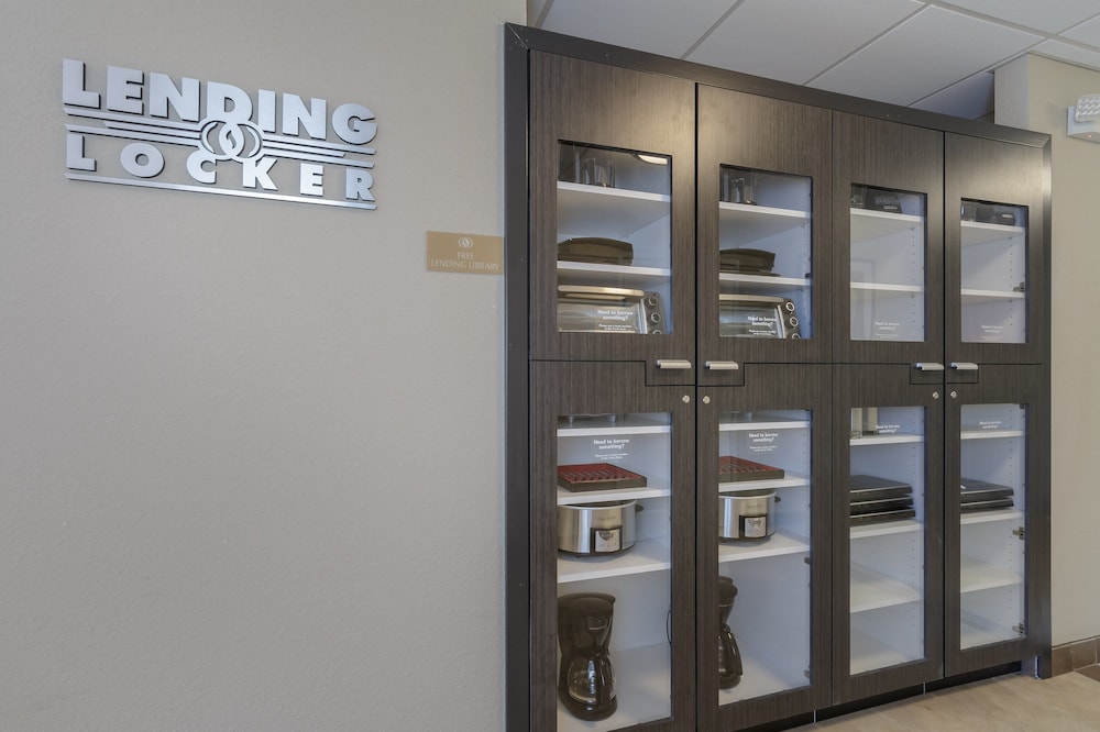 Candlewood Suites Mishawaka North by IHG - photo 28