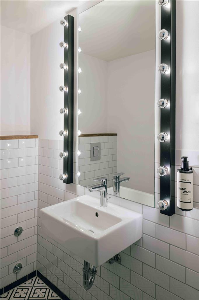 Penta Leipzig bathroom dpi