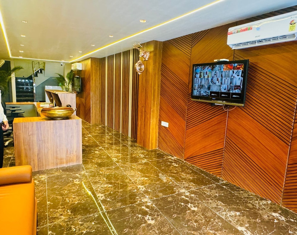Hotel Najaf Palace 200 Mtrs from Dargah — hotel in Ajmer