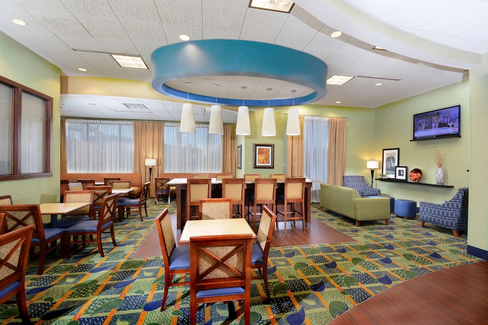Hampton Inn High Point - photo 2