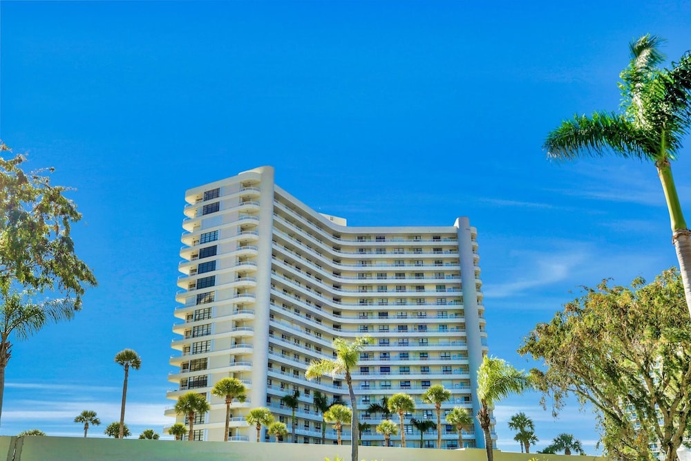 South Seas Tower 1 1212 - photo 52