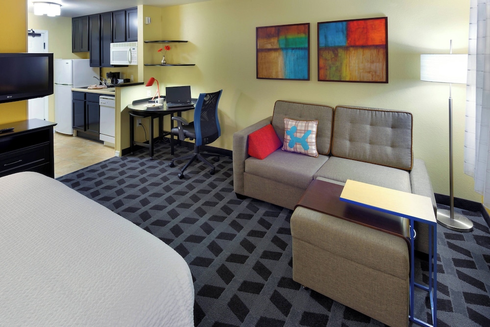 TownePlace Suites Marriott Joplin - photo 14