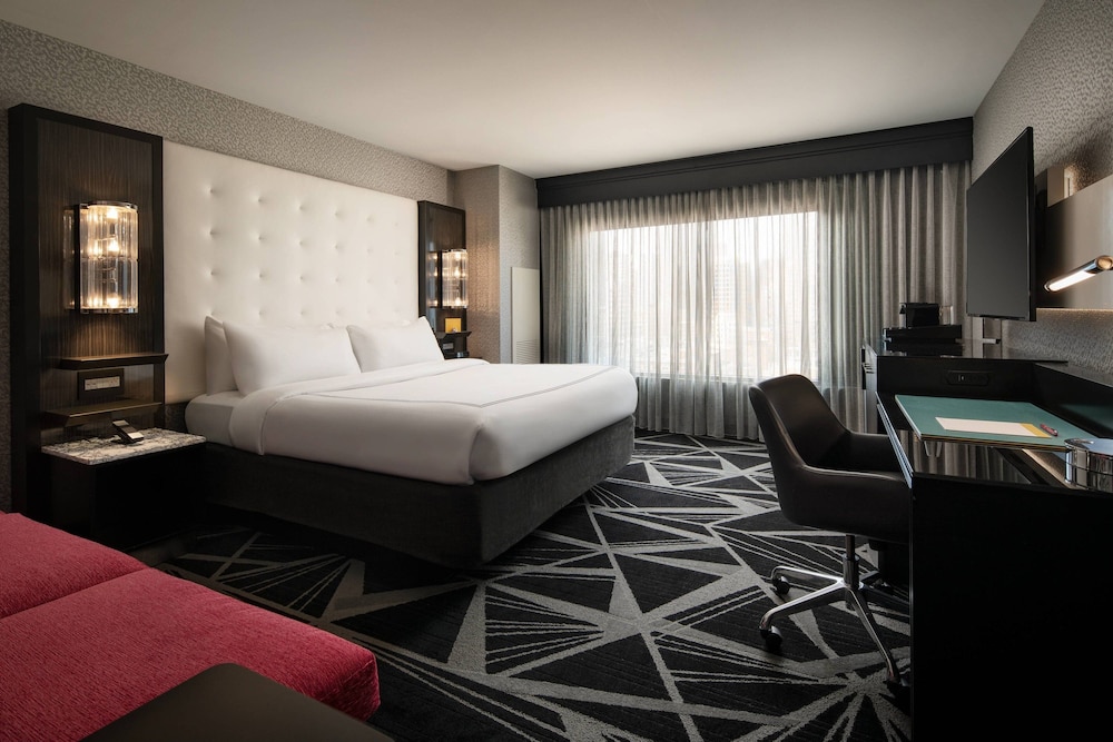 The Clancy Autograph Collection by Marriott - photo 24