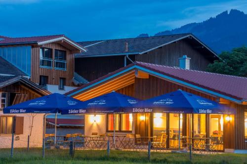 Moosbauer Hof - carbon neutral hotel in Burgberg