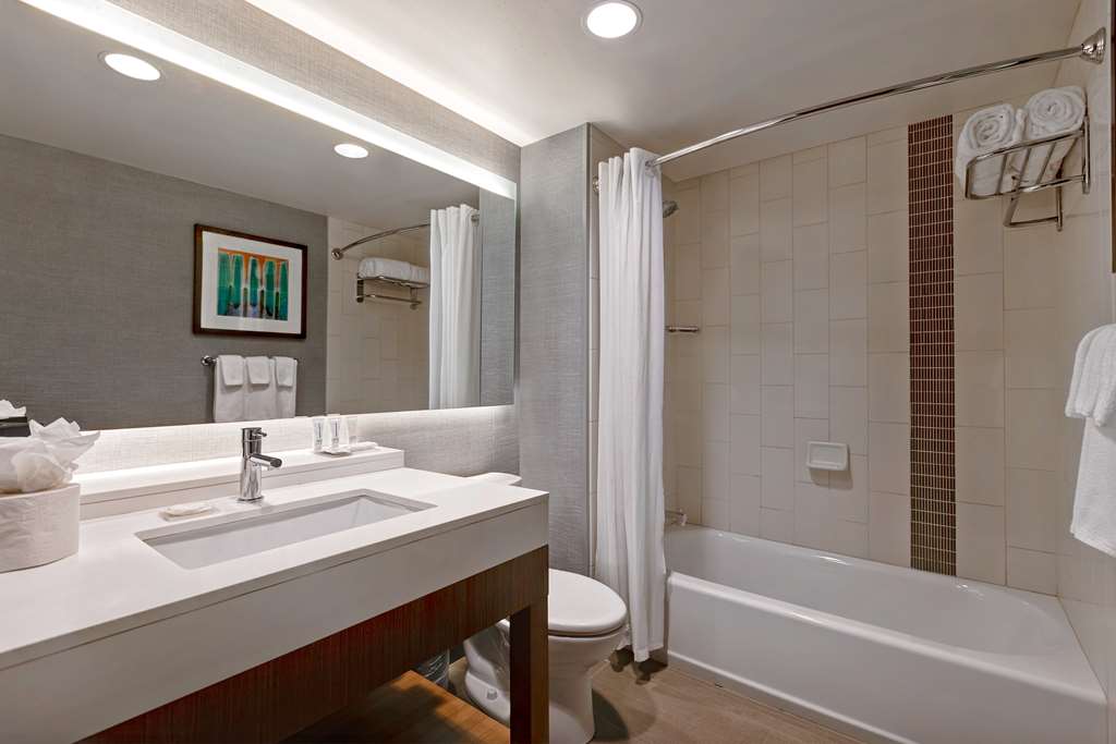 Hyatt Place Bloomington Normal - photo 21