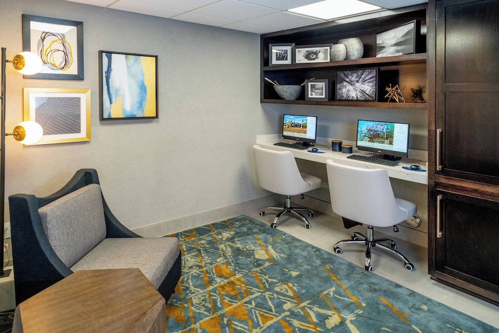 Delta Hotels by Marriott Huntington Downtown - photo 23
