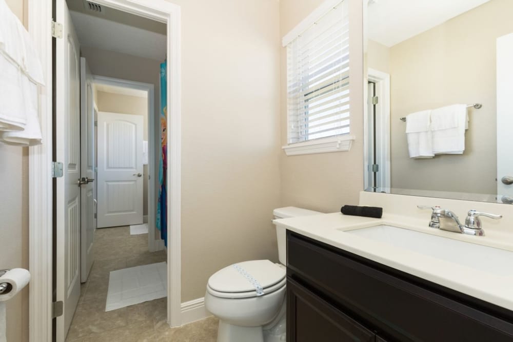 7 Bedrooms 5 Bathrooms Solterra 4103 Od - photo 79