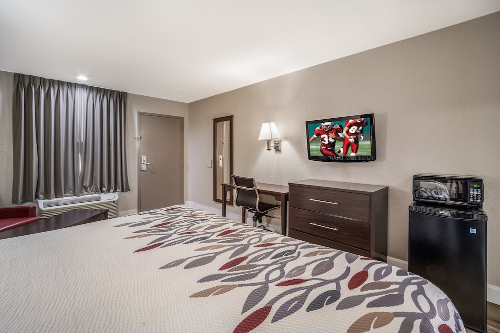 Red Roof Inn Sumter - photo 6
