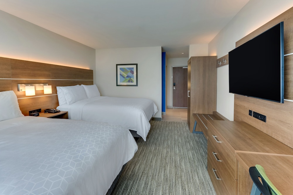 Holiday Inn Express & Suites Dawsonville by IHG - photo 20