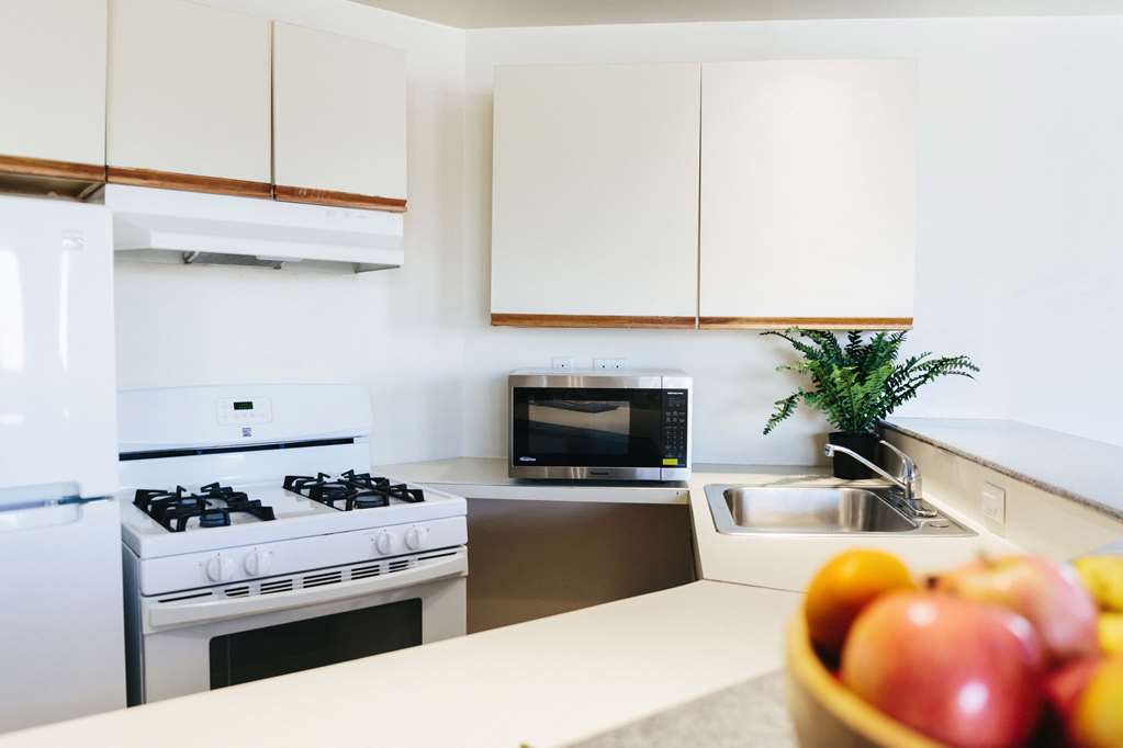 Stamford Suites - photo 11