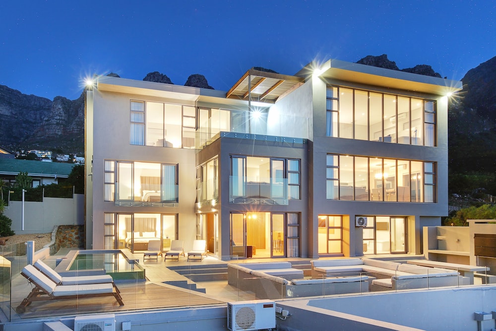 Apostles Edge — 4-Star Luxury Hotel in Cape Town, South Africa