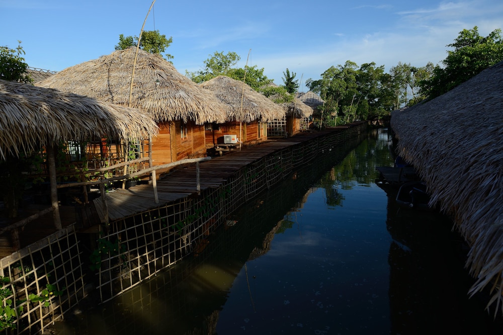 Baantonlamphu Pakpra — hotel in Khuan Khanun