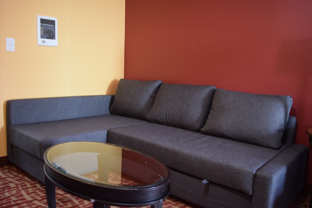 The Dew Drop Inn Motel - photo 26
