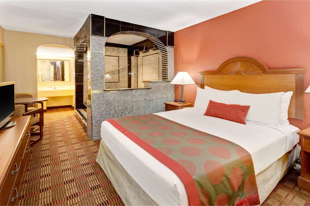 Ramada by Wyndham Baltimore West - photo 13