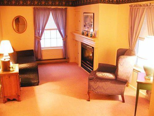 West Dover Inn - photo 12