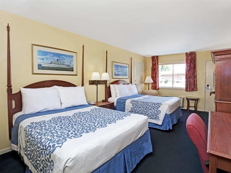 Days Inn by Wyndham Newport News - photo 5