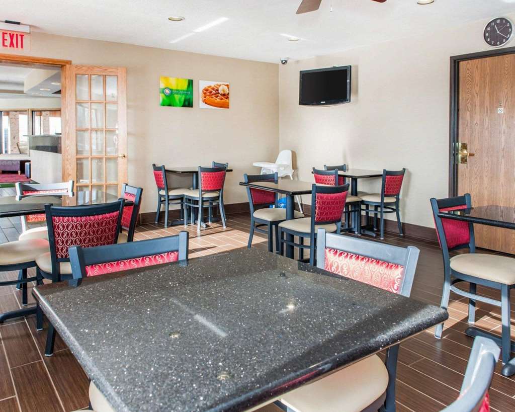 Quality Inn Effingham North - photo 36
