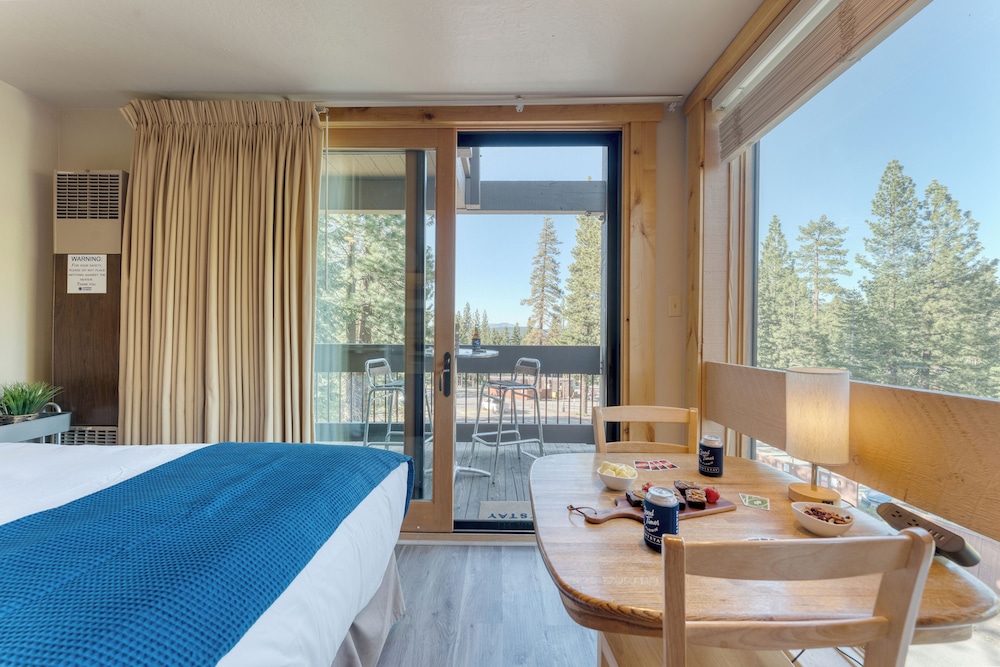 Village Studio by Avantstay Minutes to Lifts - photo 3